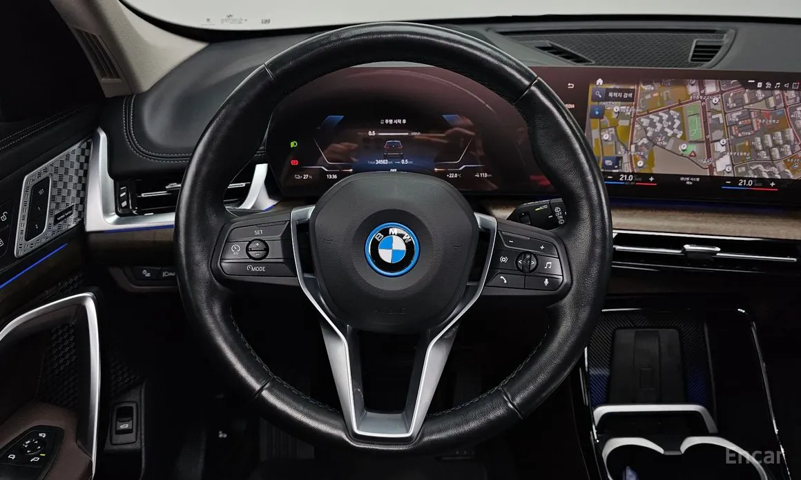 Фото 13 - BMW iX1