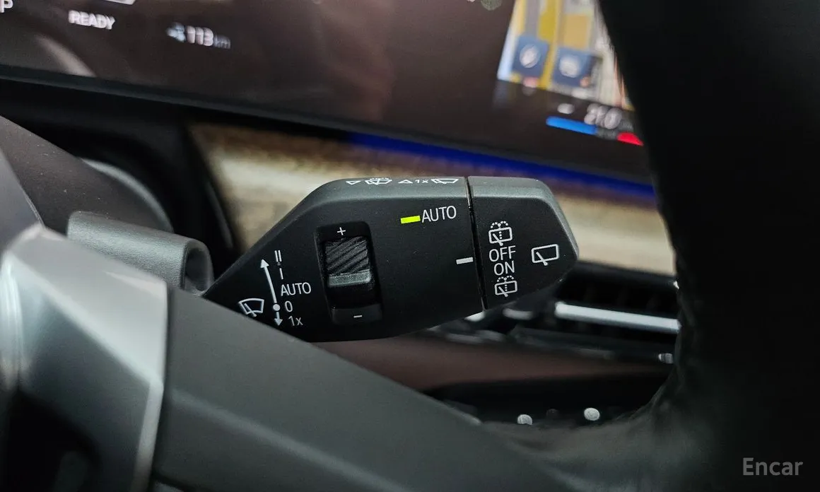 Фото 18 - BMW iX1