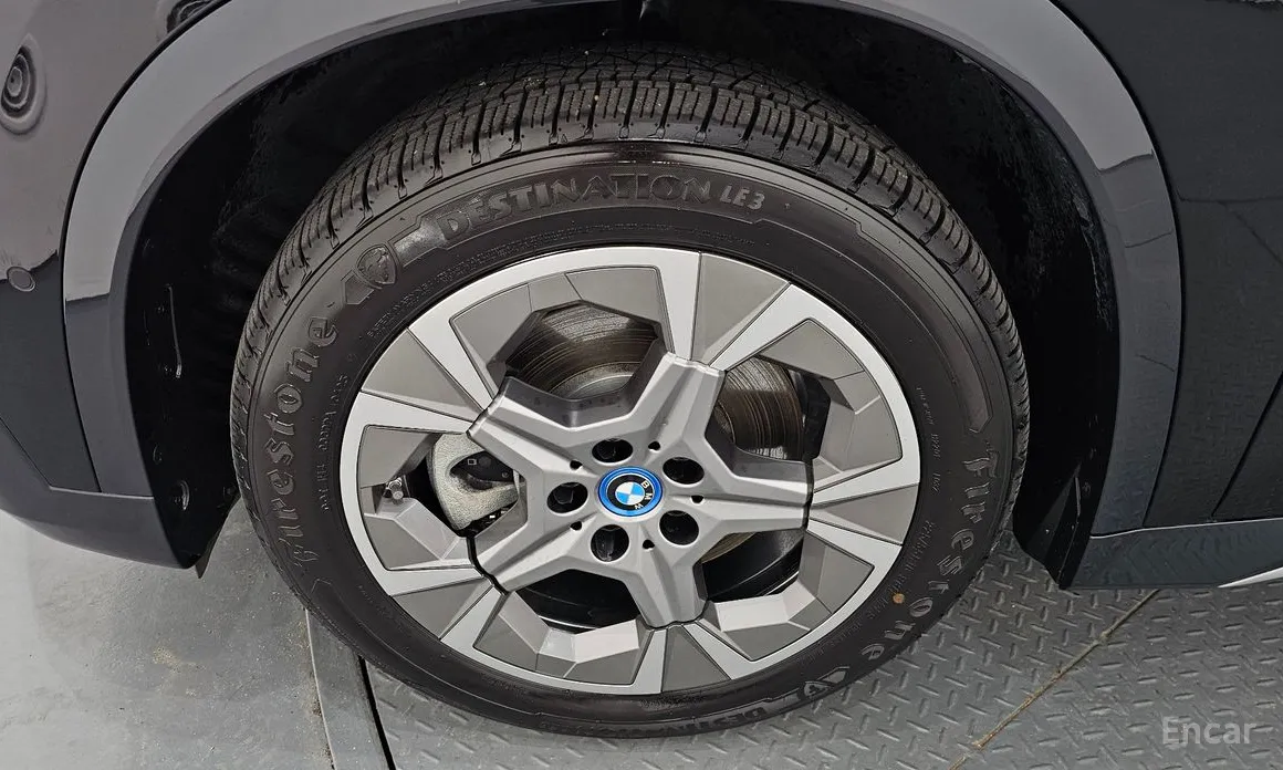 Фото 5 - BMW iX1