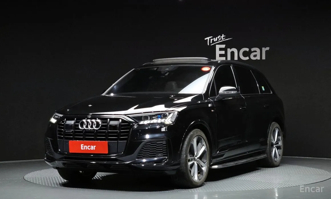 Фото 1 - Audi Q7