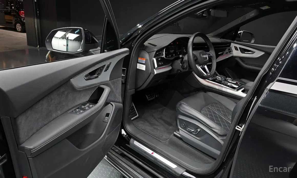 Фото 10 - Audi Q7