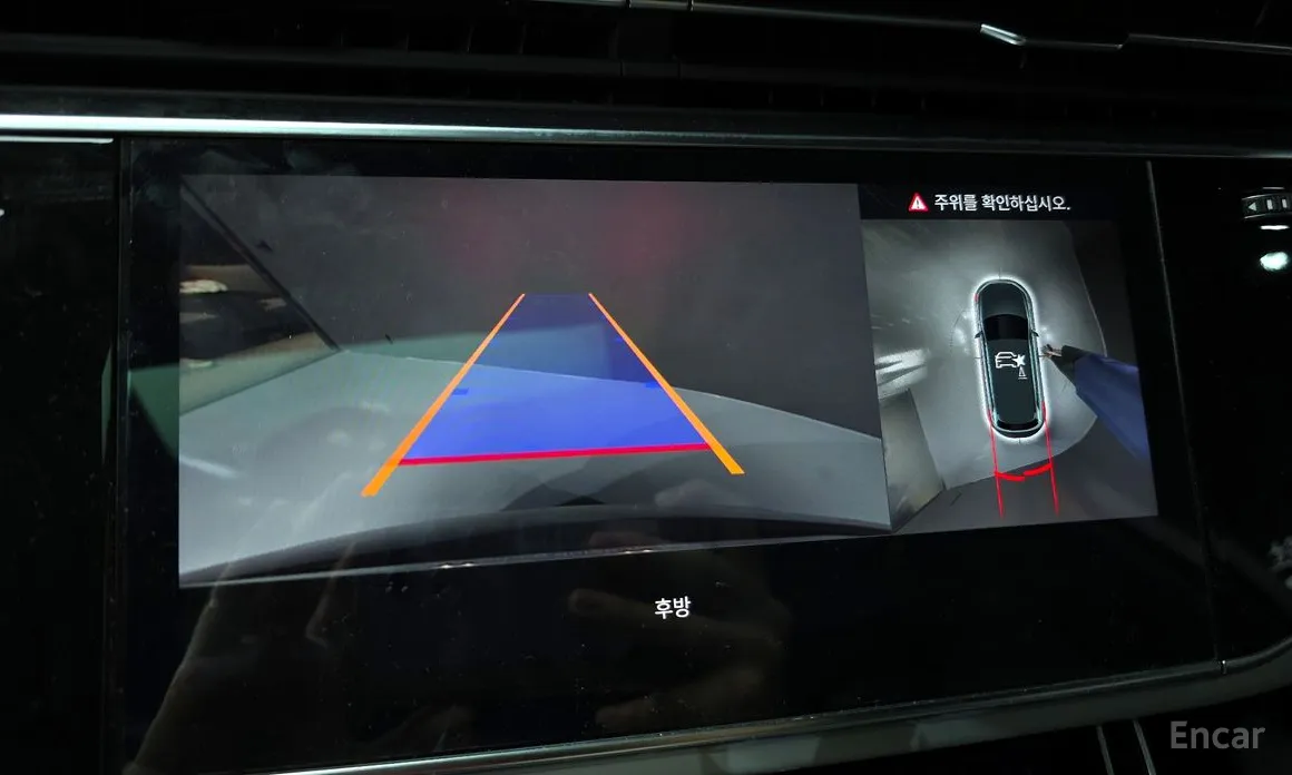 Фото 14 - Audi Q7