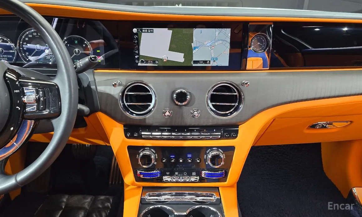 Фото 14 - Rolls-Royce Ghost