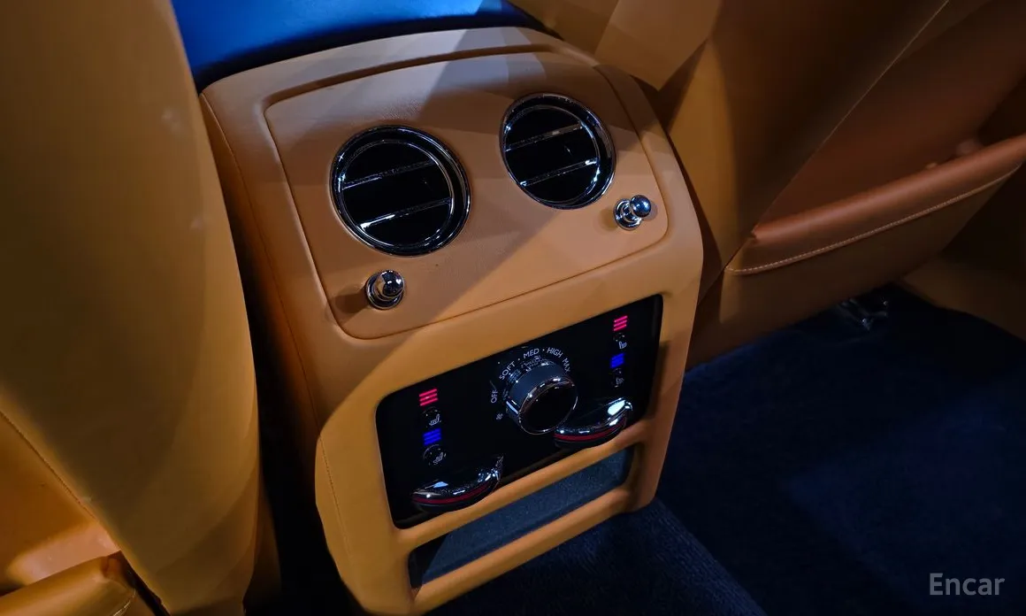 Фото 16 - Rolls-Royce Ghost