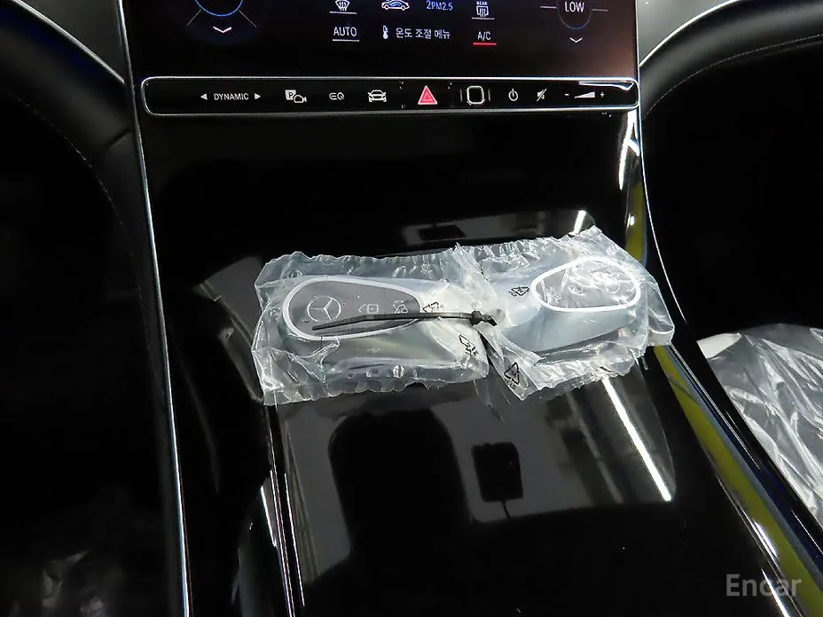 Фото 11 - Mercedes-Benz EQE