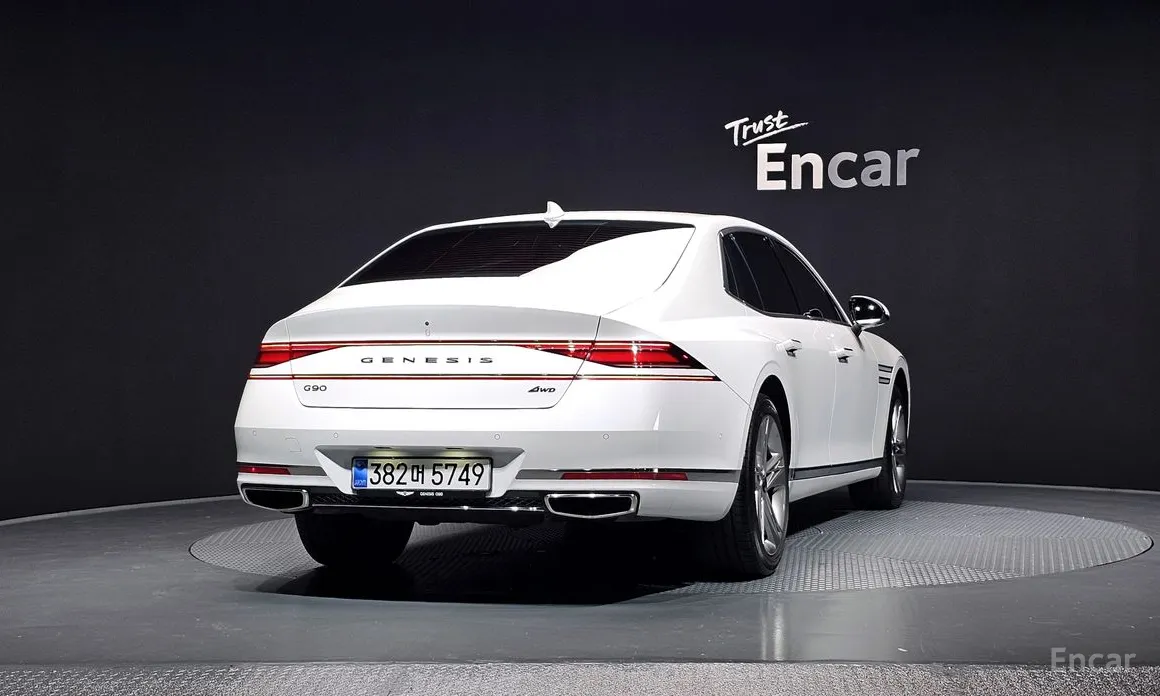 Фото 4 - Genesis G90