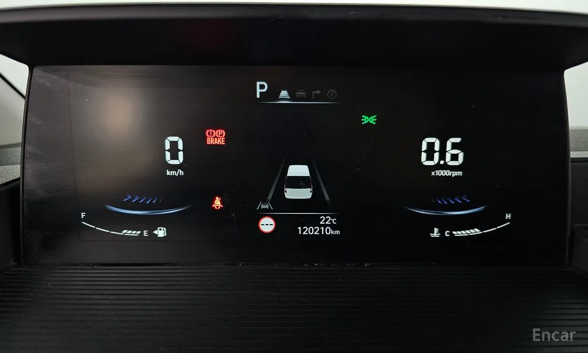 Фото 8 - Hyundai Staria