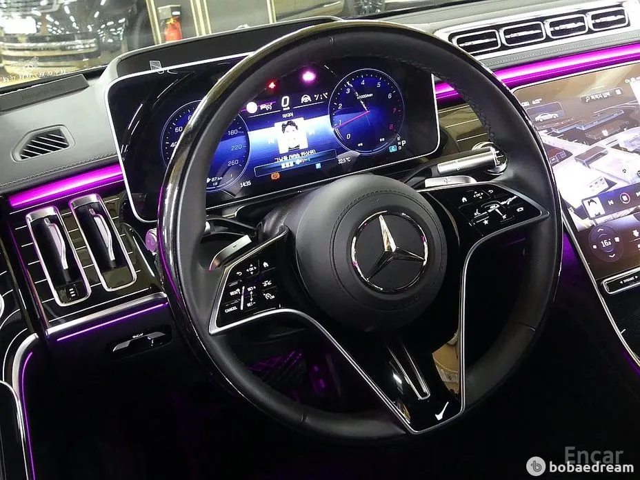 Фото 15 - Mercedes-Benz S-Class