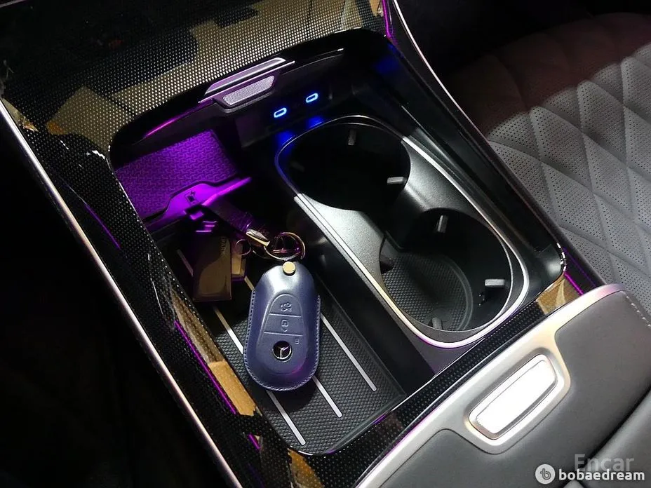 Фото 18 - Mercedes-Benz S-Class