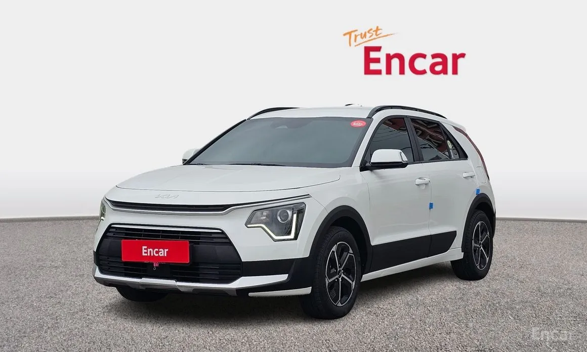 Photo 1 - Kia Niro