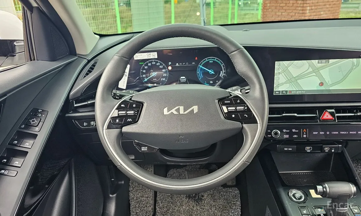 Photo 13 - Kia Niro