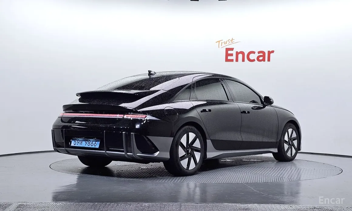 Фото 2 - Hyundai Ioniq 6