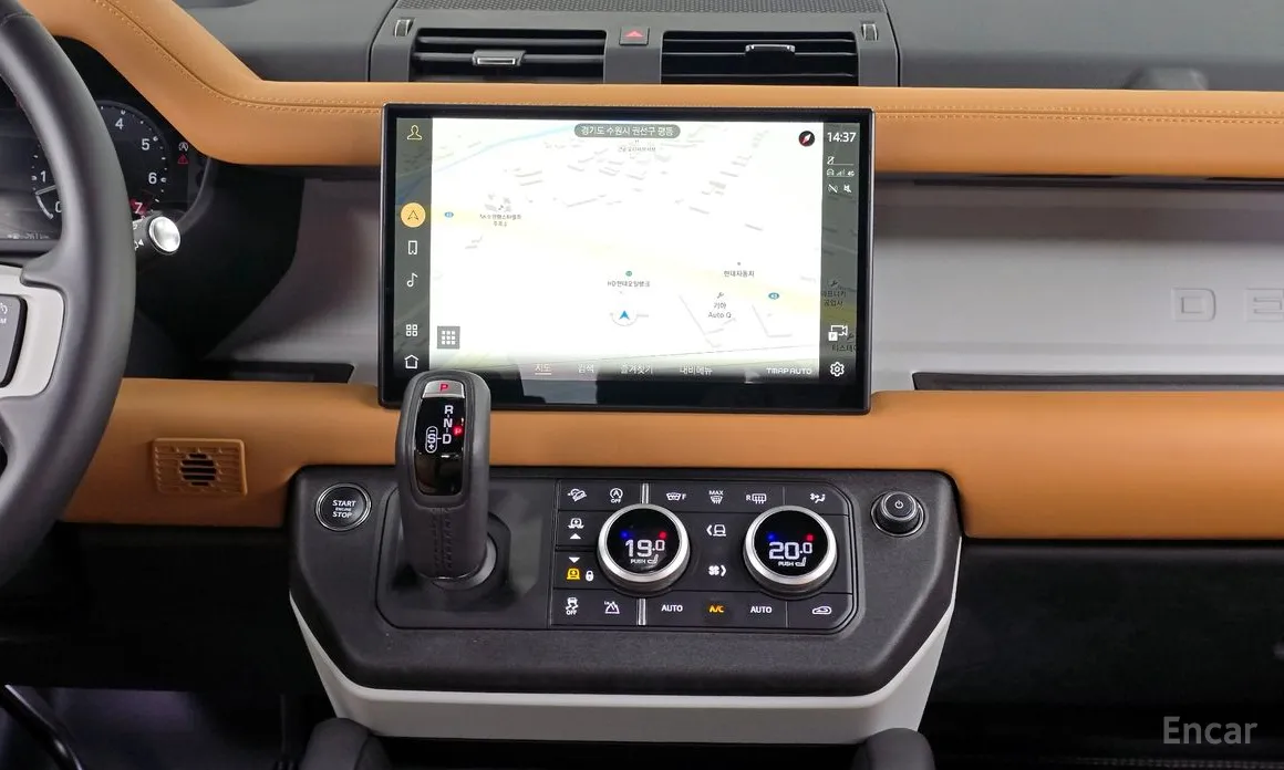 Фото 14 - Land Rover Defender