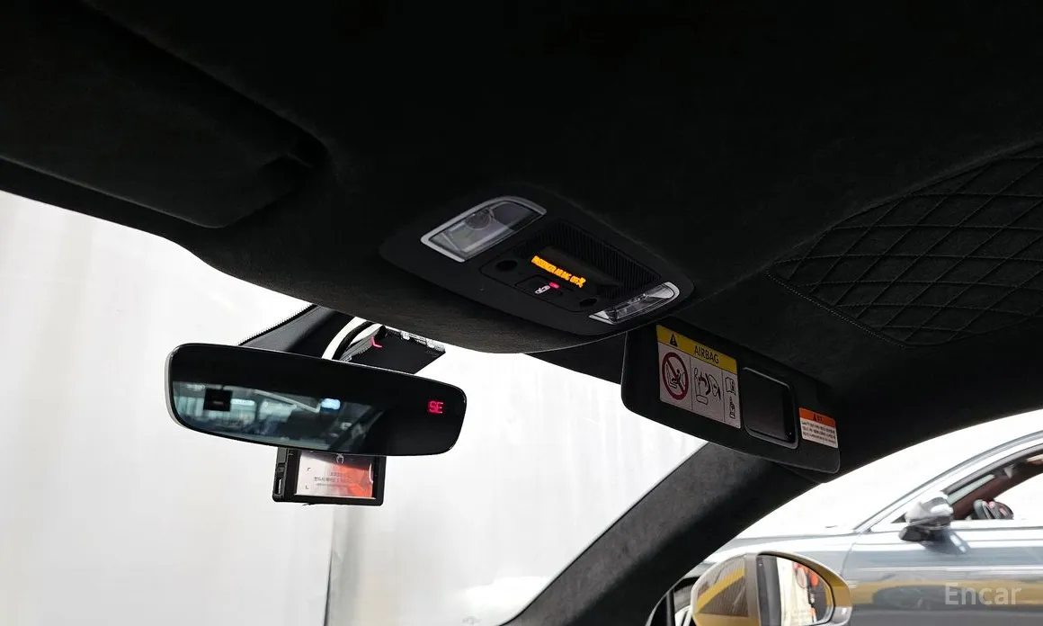 Фото 19 - Audi R8