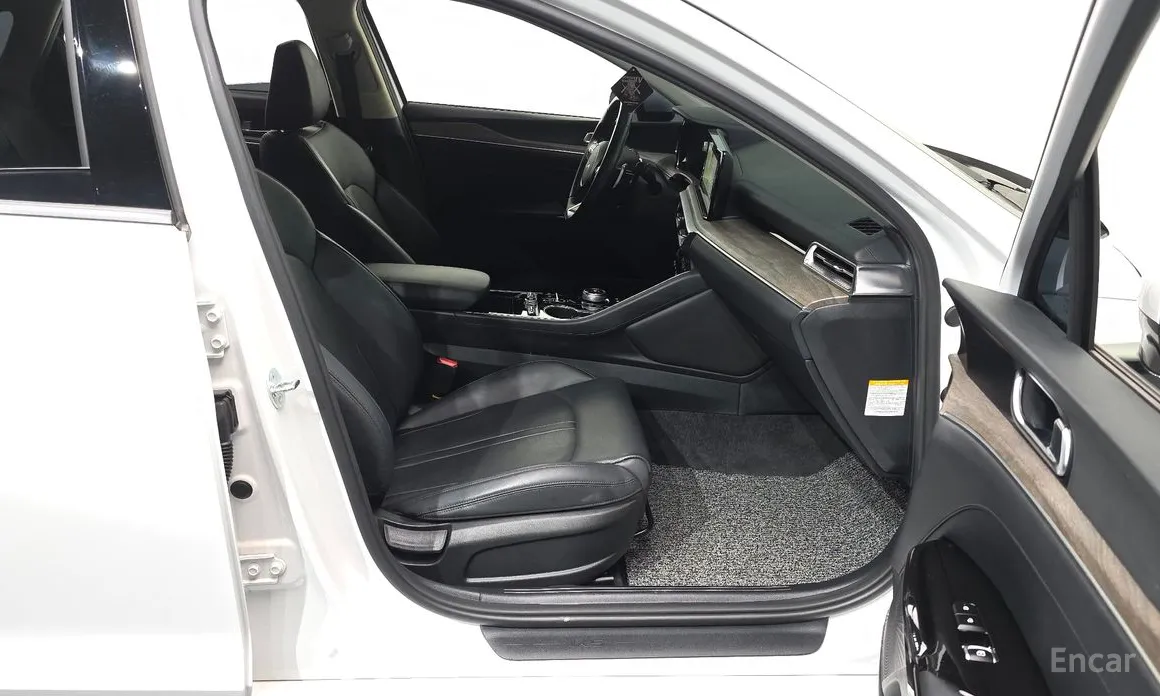 Фото 15 - Kia K5