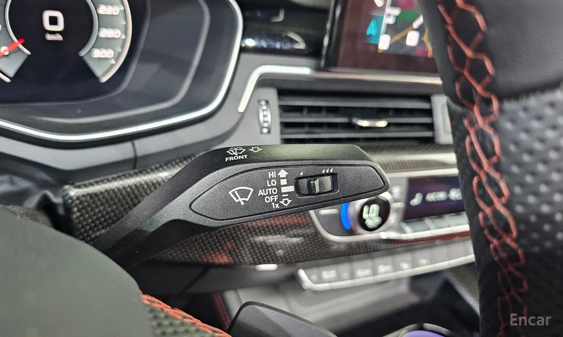 Фото 15 - Audi S5