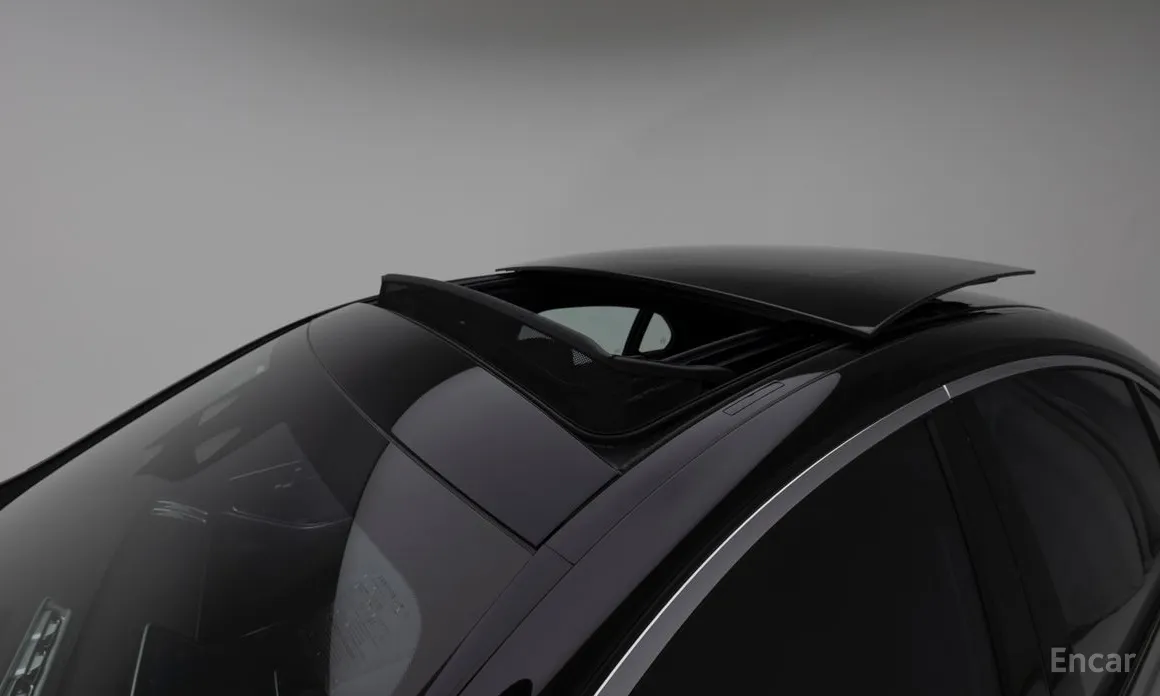 Фото 13 - Mercedes-Benz S-Class