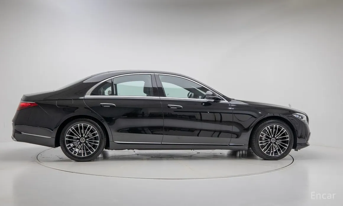 Фото 9 - Mercedes-Benz S-Class