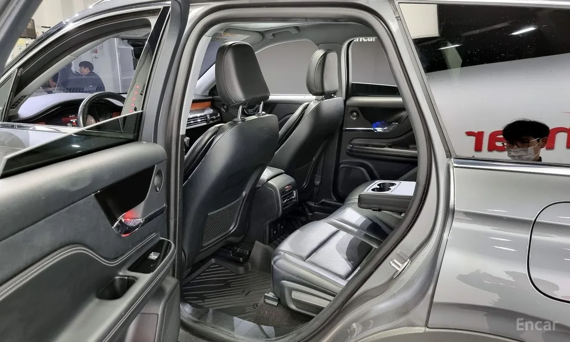 Фото 11 - Lincoln Corsair