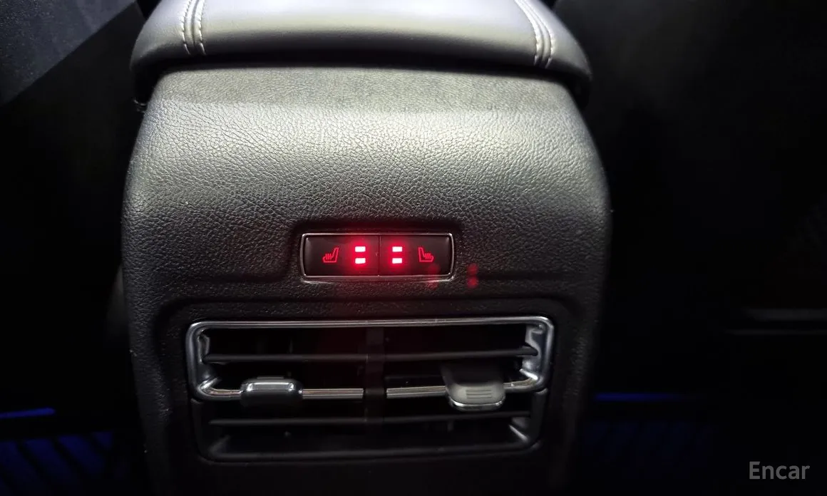 Фото 17 - Lincoln Corsair