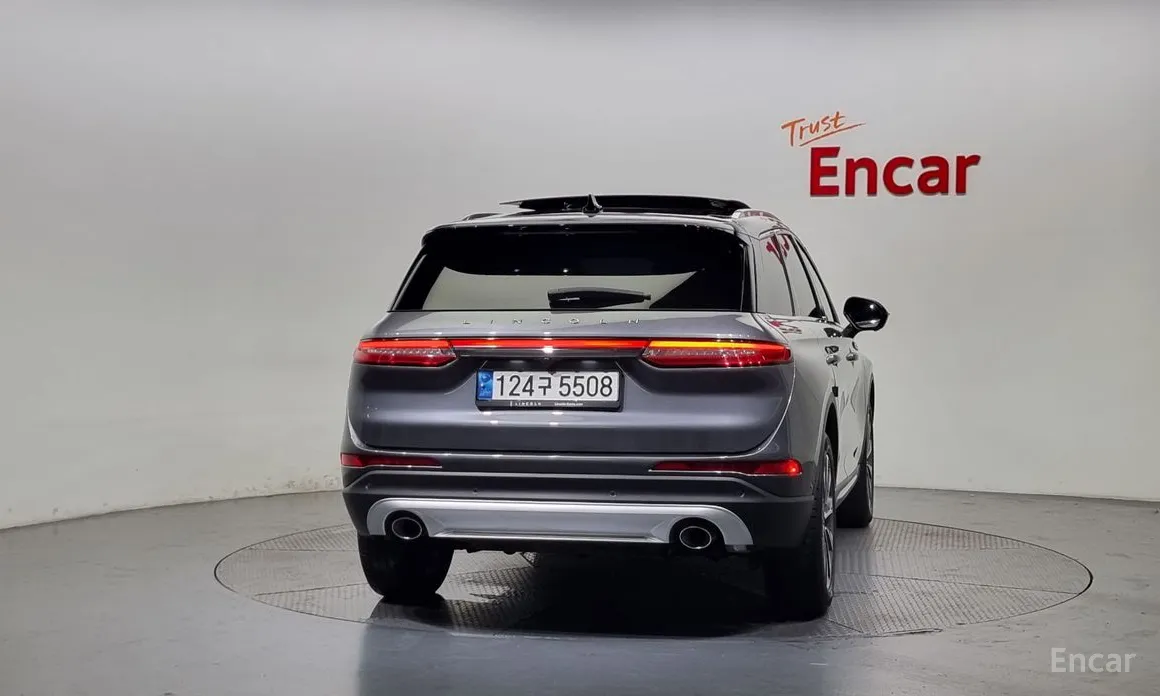 Фото 4 - Lincoln Corsair