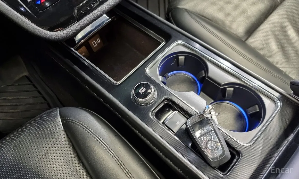 Фото 9 - Lincoln Corsair