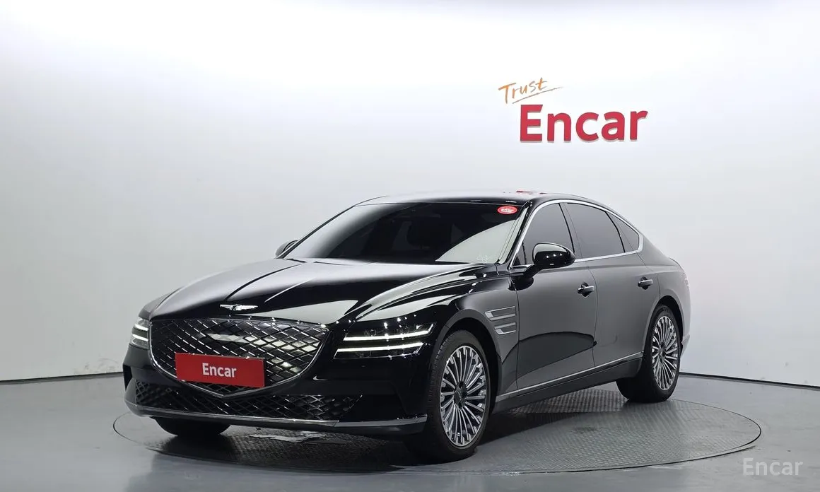 Фото 12 - Genesis G80