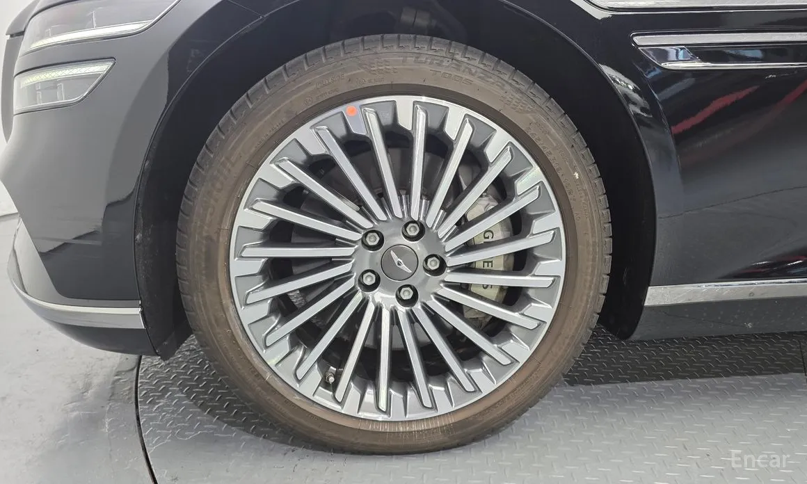 Фото 5 - Genesis G80