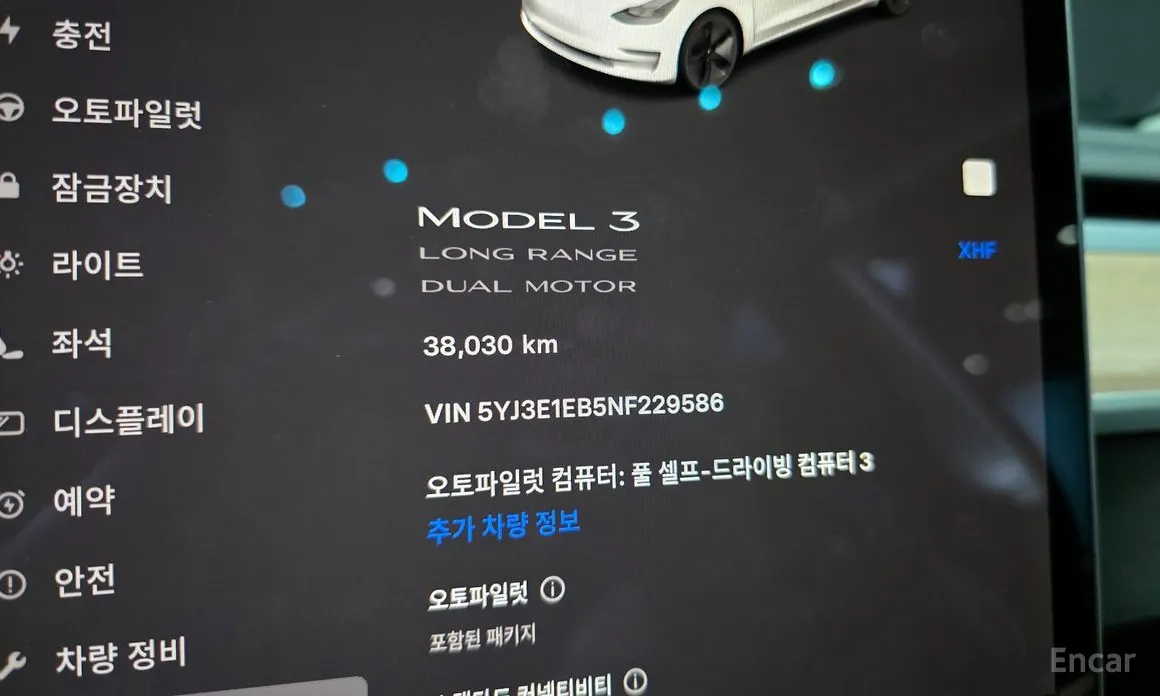 Фото 8 - Tesla Model 3