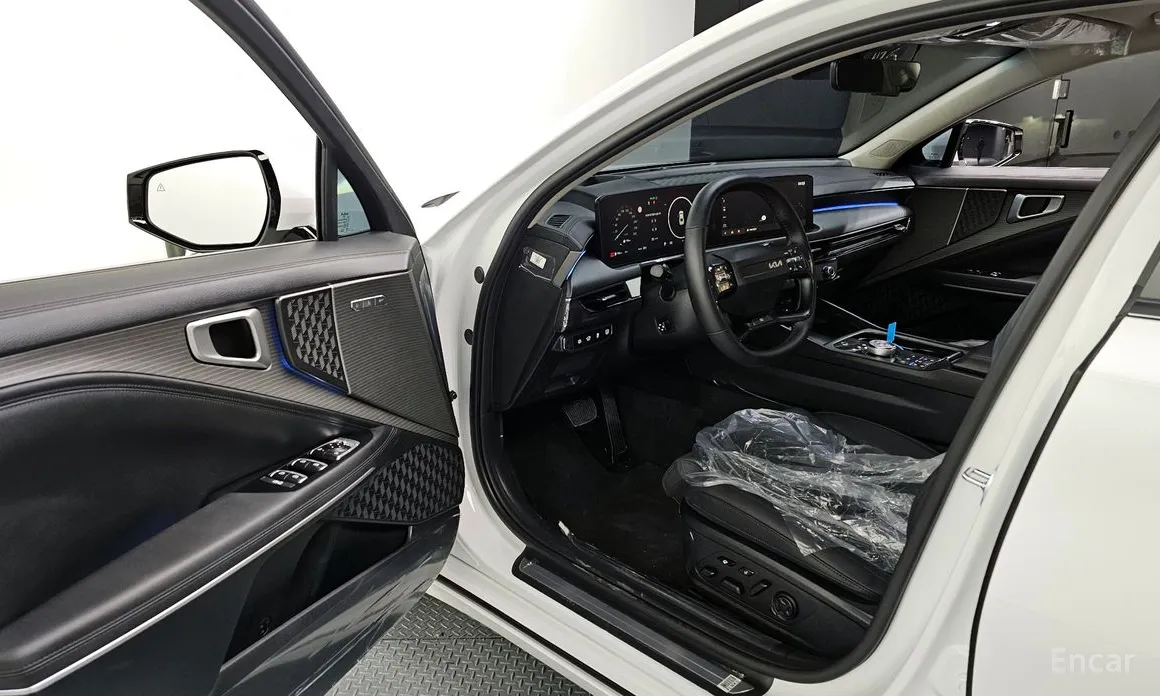 Фото 10 - Kia K8