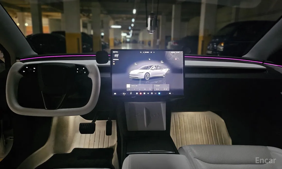 Фото 3 - Tesla Model 3