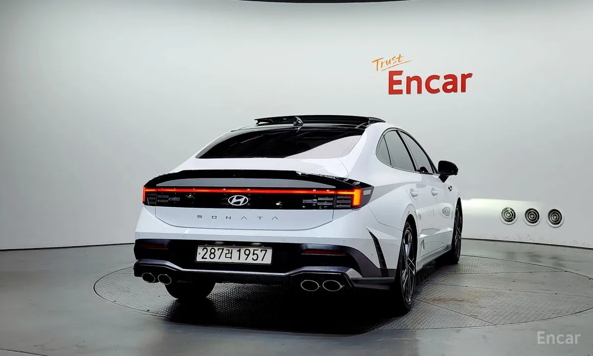 Фото 4 - Hyundai Sonata