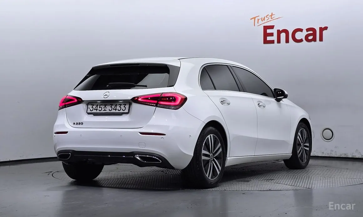 Фото 2 - Mercedes-Benz A-Class