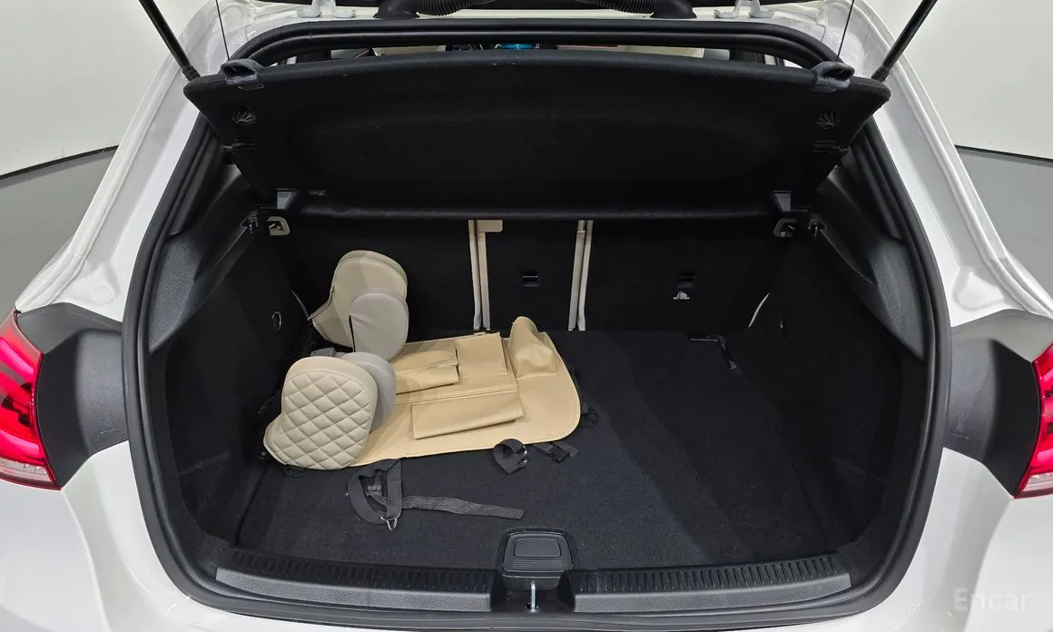 Фото 20 - Mercedes-Benz A-Class