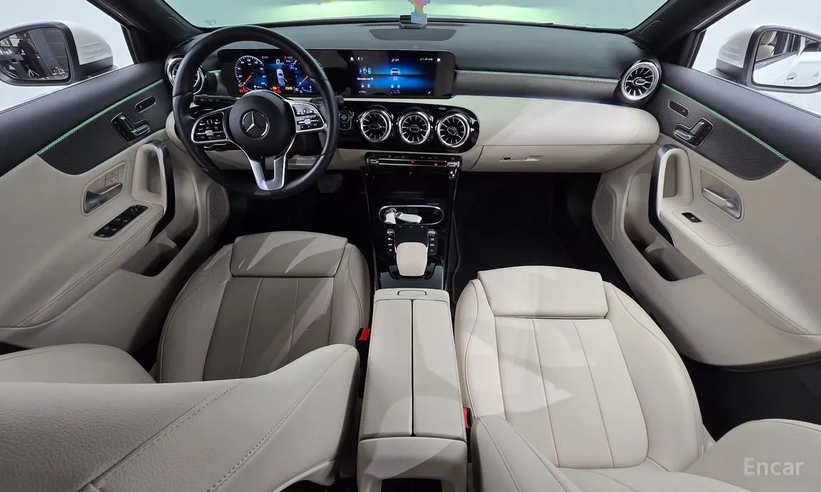 Фото 7 - Mercedes-Benz A-Class