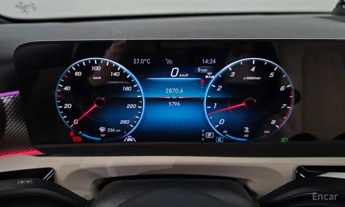 Фото 8 - Mercedes-Benz A-Class