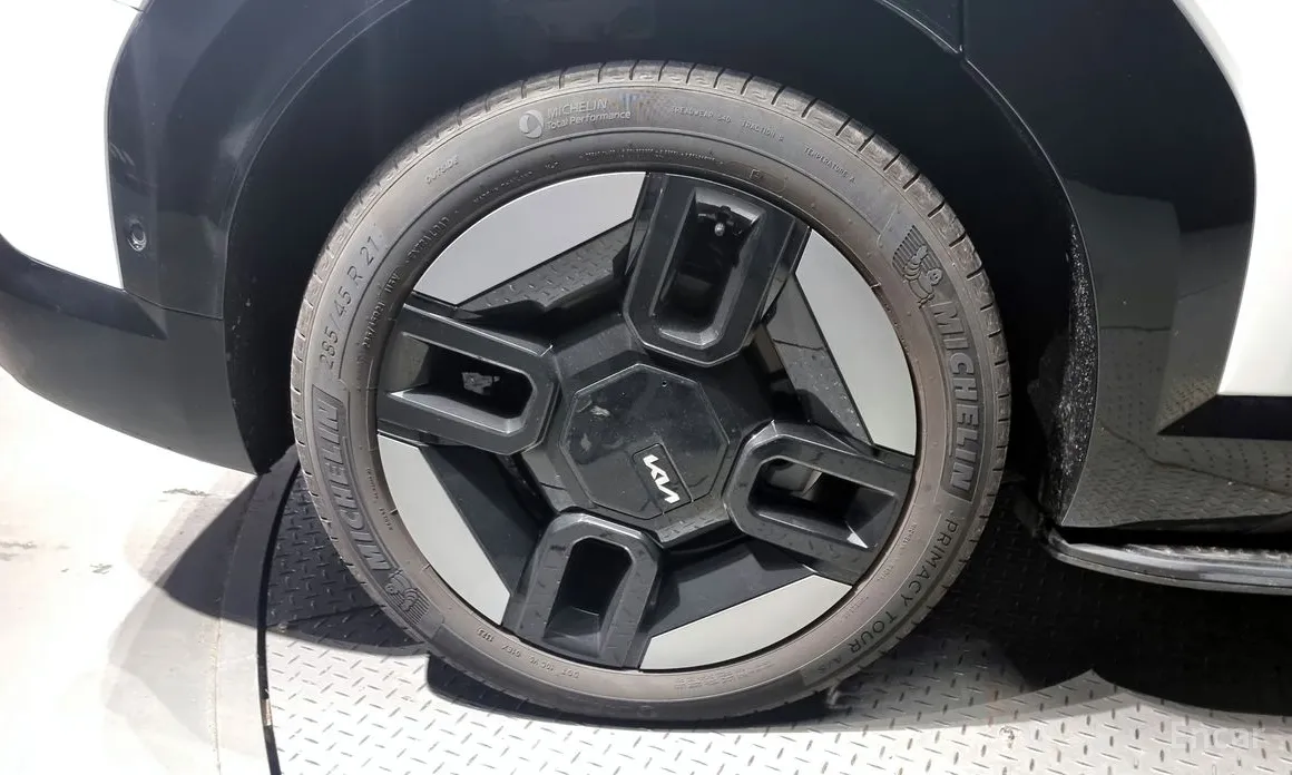 Фото 5 - Kia EV9