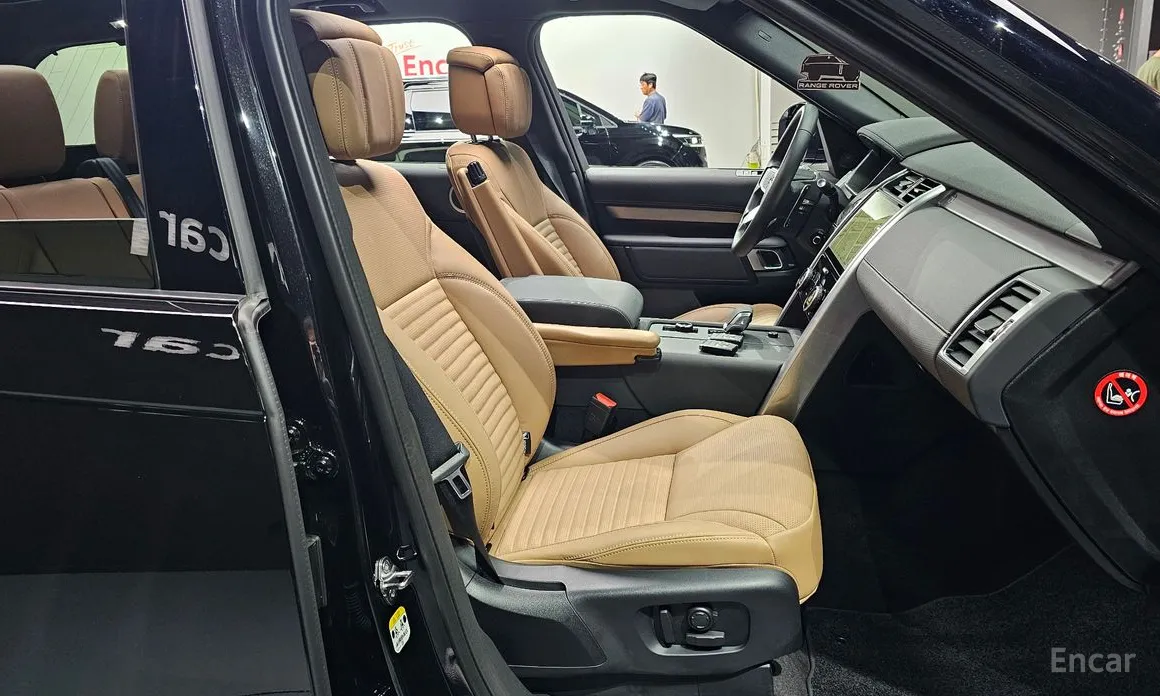 Фото 10 - Land Rover Discovery