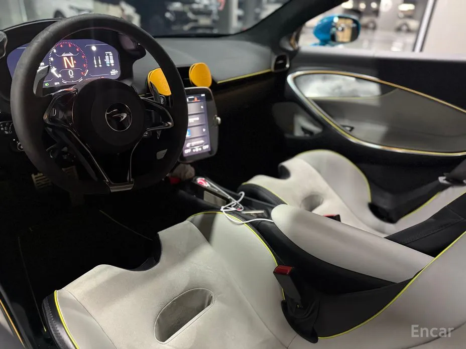 Фото 10 - McLaren Artura