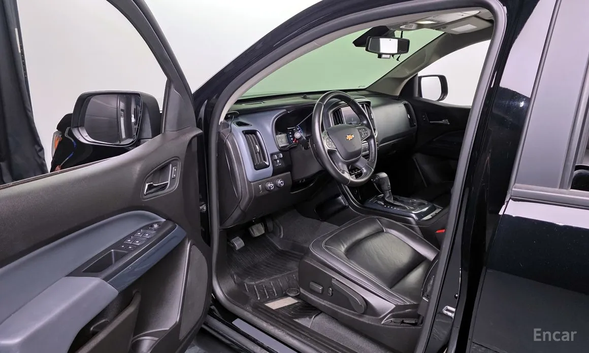 Фото 10 - Chevrolet Colorado