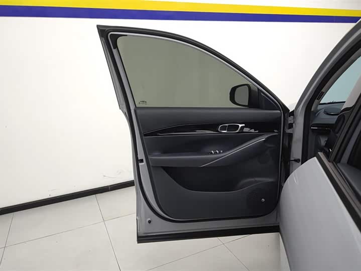 Фото 7 - Geely Galaxy E5