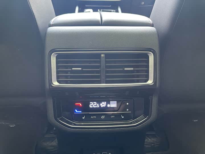 Фото 16 - Volkswagen Teramont X