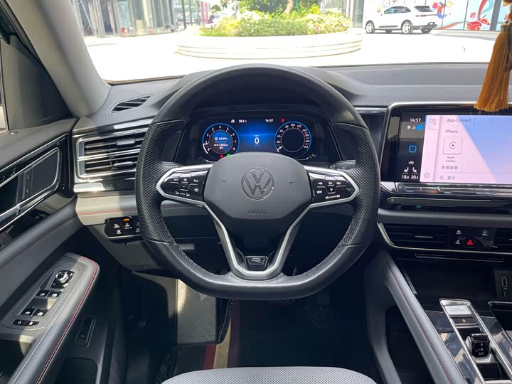 Фото 19 - Volkswagen Teramont X