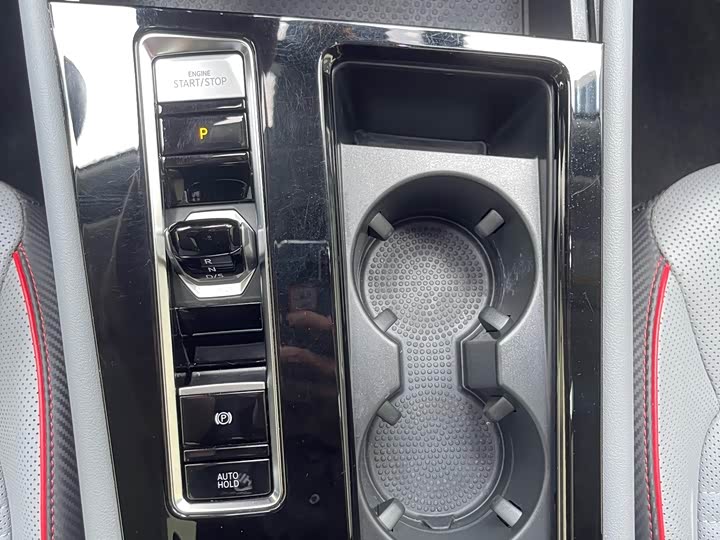 Фото 21 - Volkswagen Teramont X