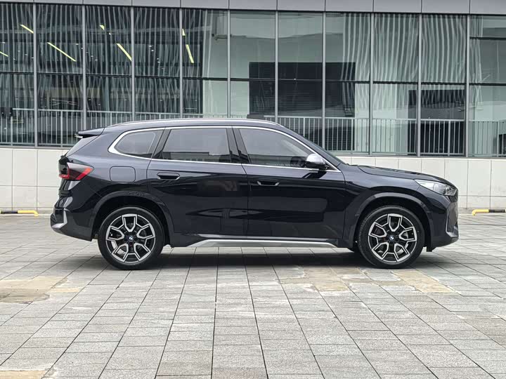 Фото 4 - BMW X1