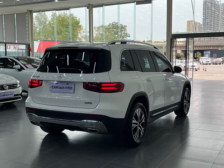 Фото 6 - Mercedes-Benz GLB-Class