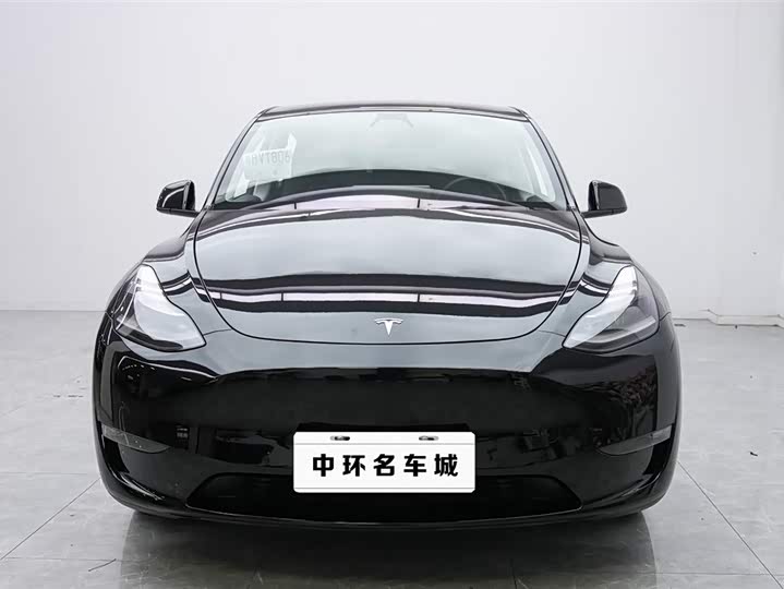 Фото 3 - Tesla Model Y