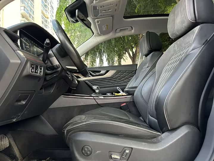 Фото 5 - Hongqi HS5