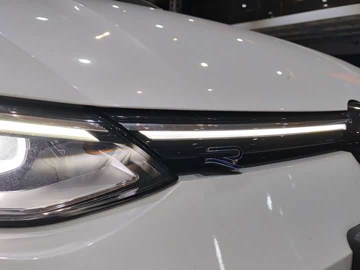 Фото 15 - Volkswagen Golf