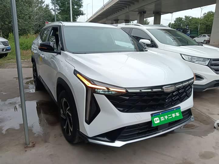 Фото 4 - Geely Atlas